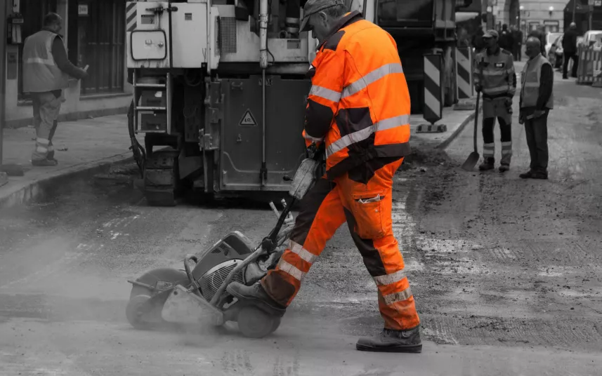 Explore our High Visibility Workwear